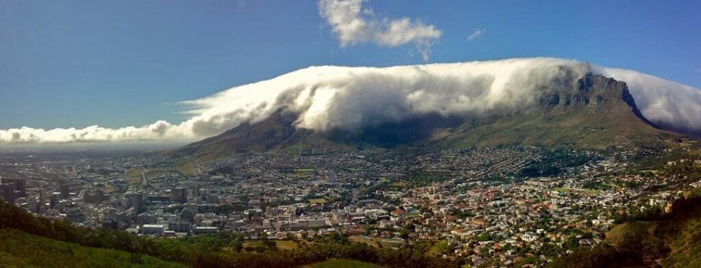 table mountain with its tablecloth