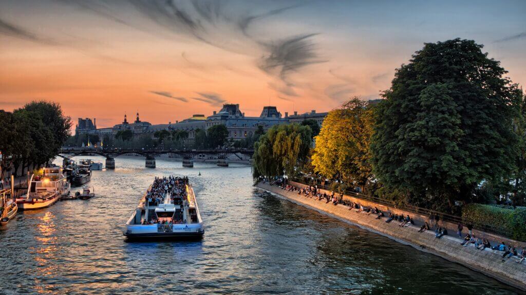 river seine